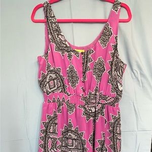 100% silk dress - size Large - lined to the knee